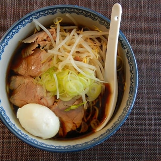 もやしチャーシュー醤油ラーメン